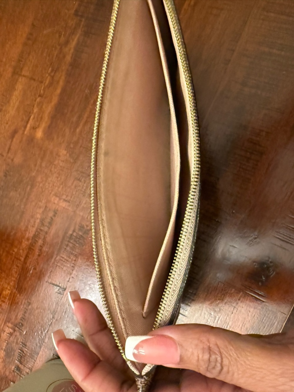 Louis Vuitton Damier Ebene Neverfull GM Pochette/Wrist Wallet Authentic - Picture 14 of 14